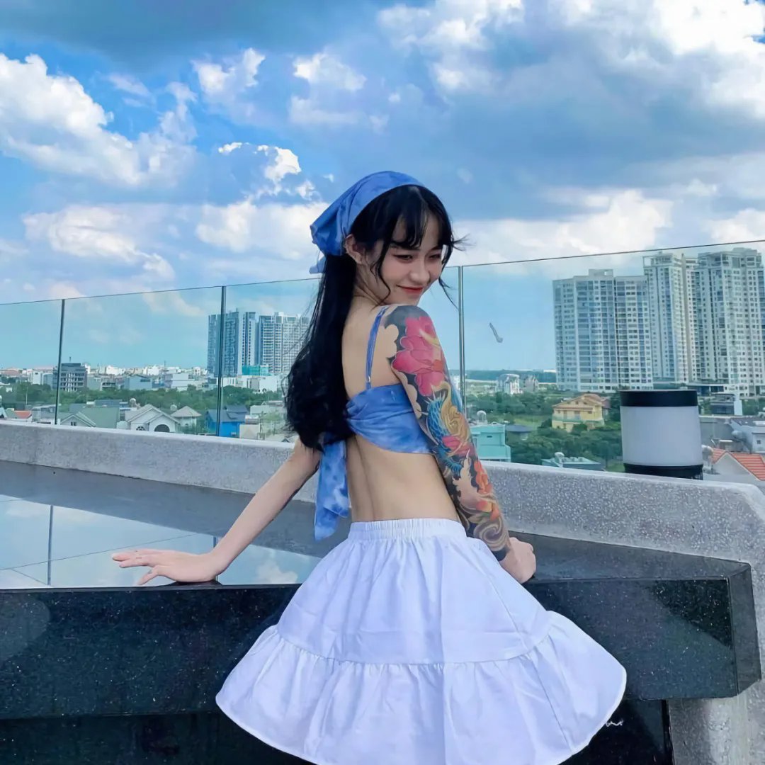 黑色太阳